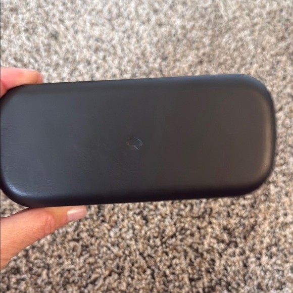Kate Spade Green Glasses Case - Picture 7 of 7